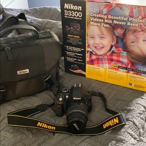 Nikon D3300 Great Condition